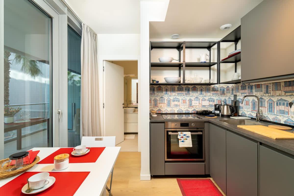 Luna Rossa - Waterfront Apartment Genua