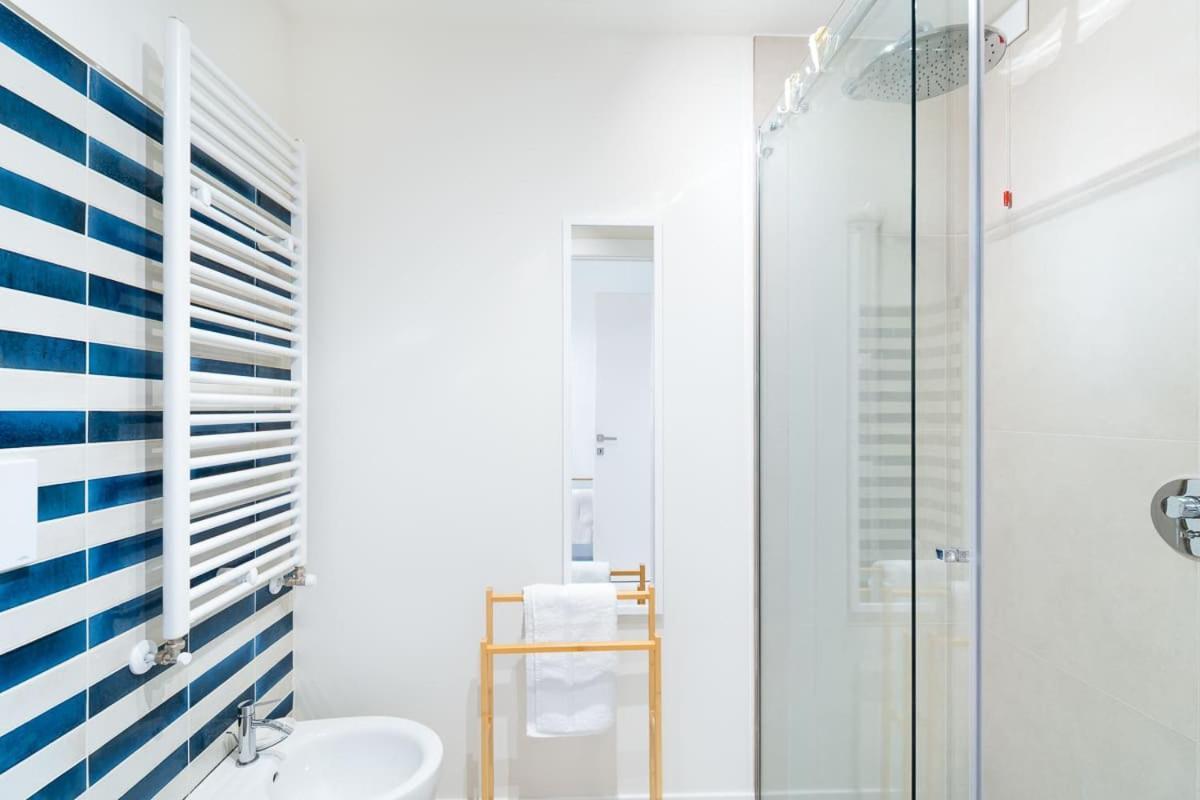 Luna Rossa - Waterfront Apartment